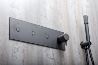 Душевая система Boheme Fusion 131-2-B с термостатом чёрный