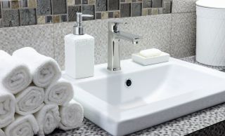 Смеситель для раковины Rossinka RS27-13