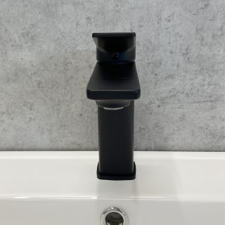 Смеситель для раковины Comforty чёрный матовый FC071A-CMT