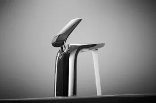 Смеситель для раковины Rose R3901 хром