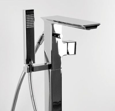 Смеситель Bravat Phillis F656101C-B3-ENG для ванны напольный с душем